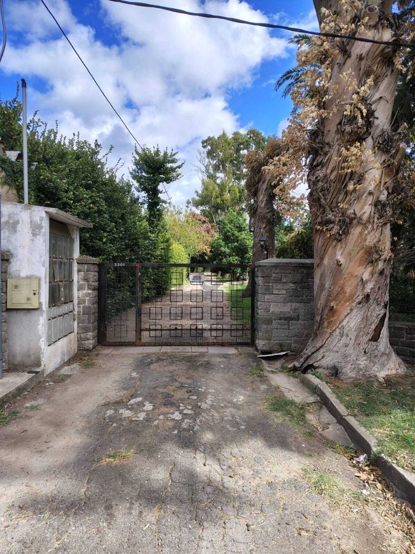 Lote de 697 m² en Manuel B Gonnet, foto 3