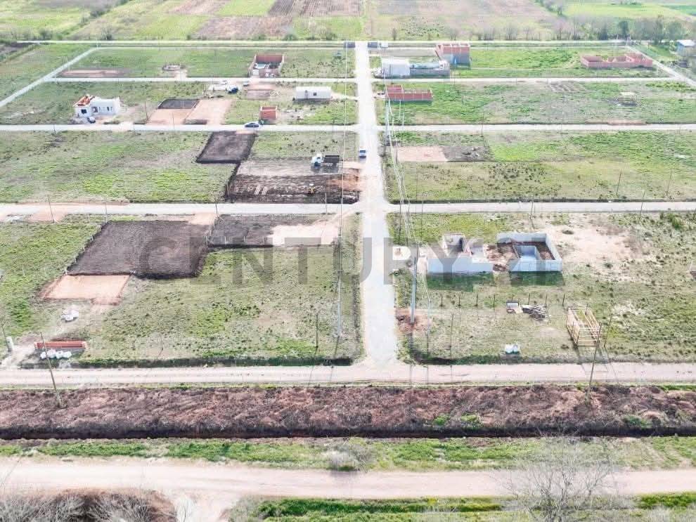 Lote de 288 m² en Los Hornos, foto 3
