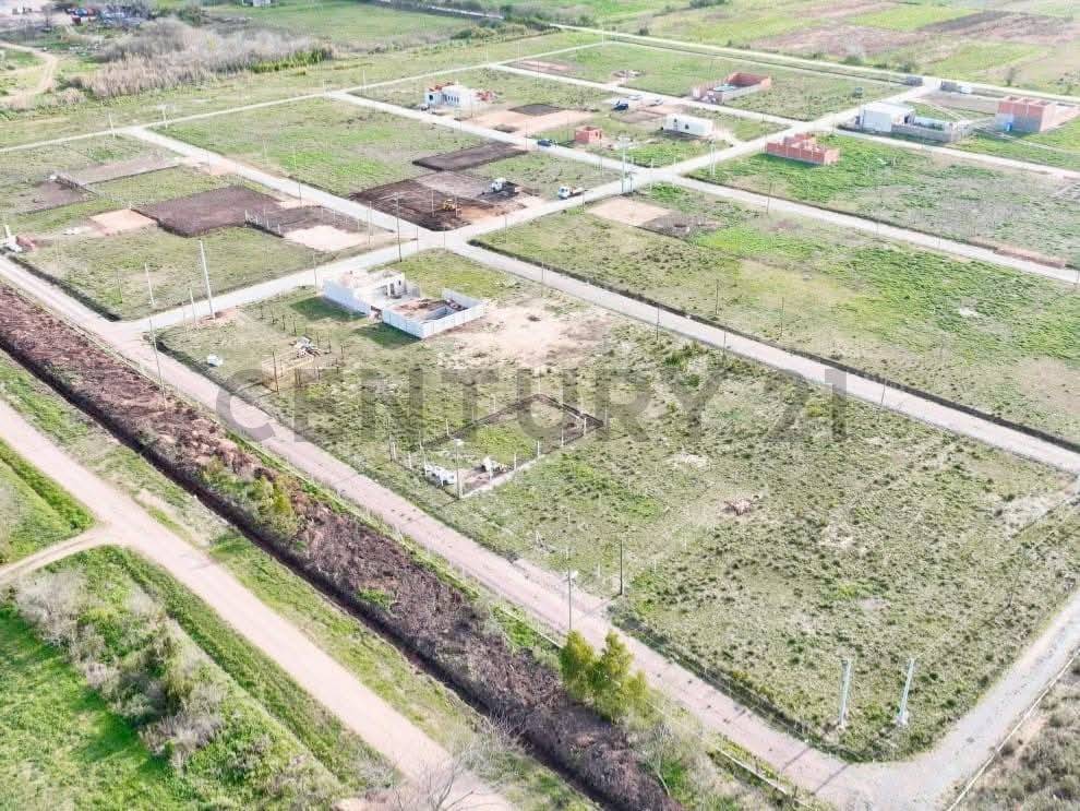 Lote de 288 m² en Los Hornos, foto 2
