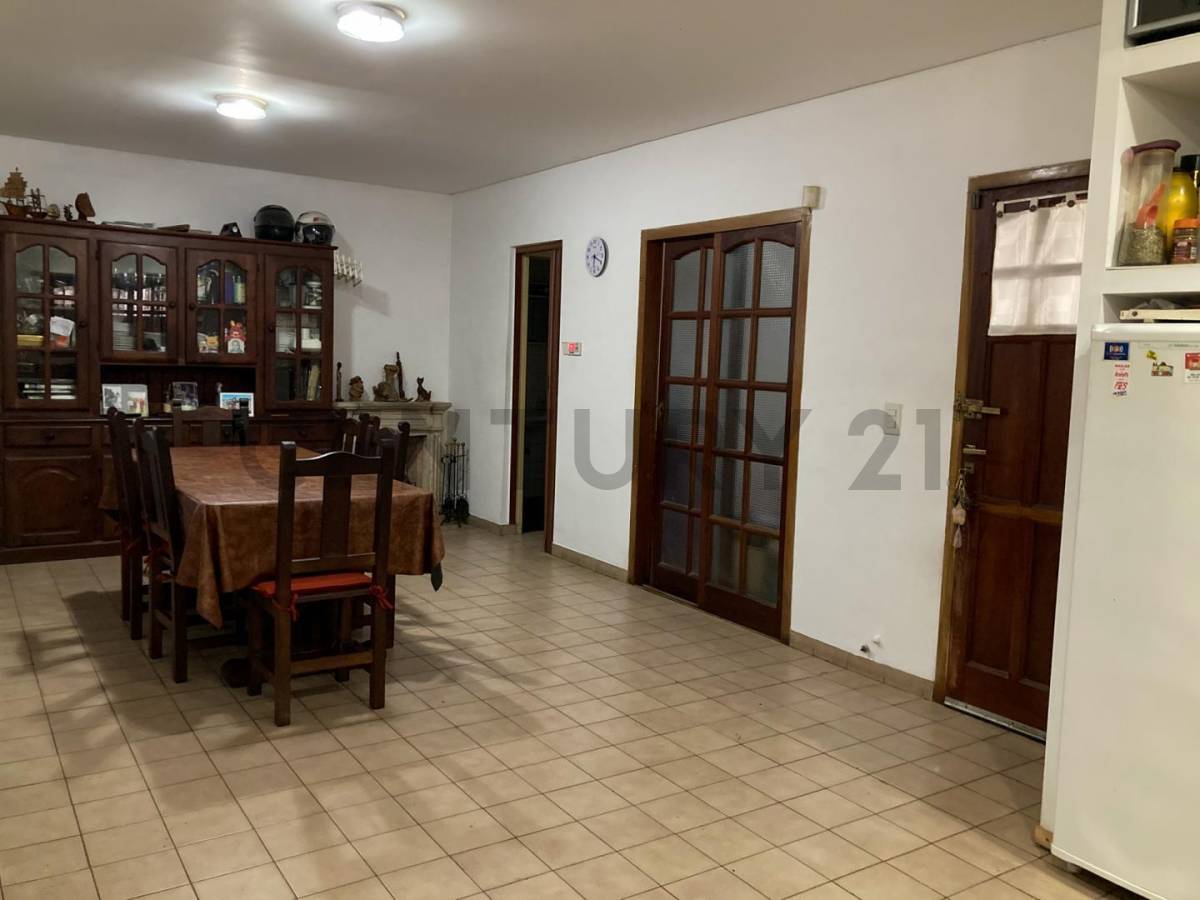 Casa de 3 dormitorios en La Plata, foto 4