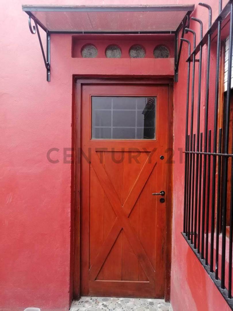 Casa de 2 dormitorios en Villa Elvira, foto 2