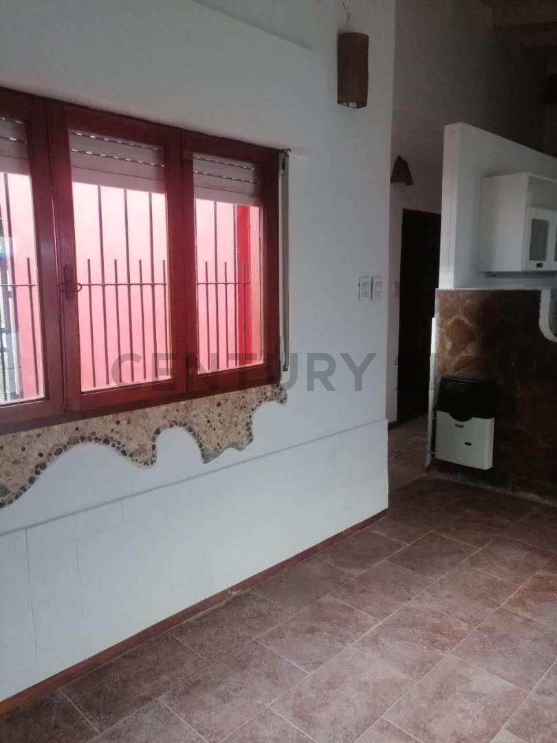Casa de 2 dormitorios en Villa Elvira, foto 4