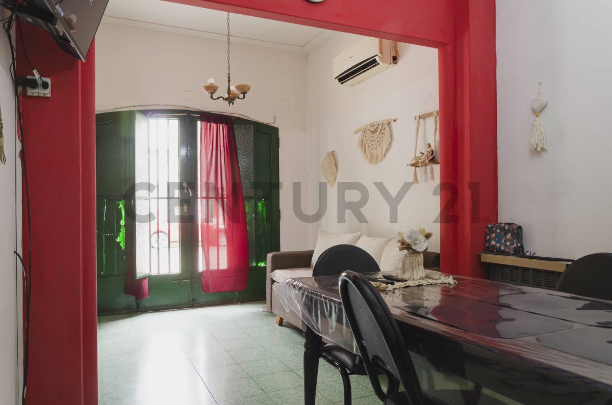 Casa de 4 dormitorios en La Plata, foto 2