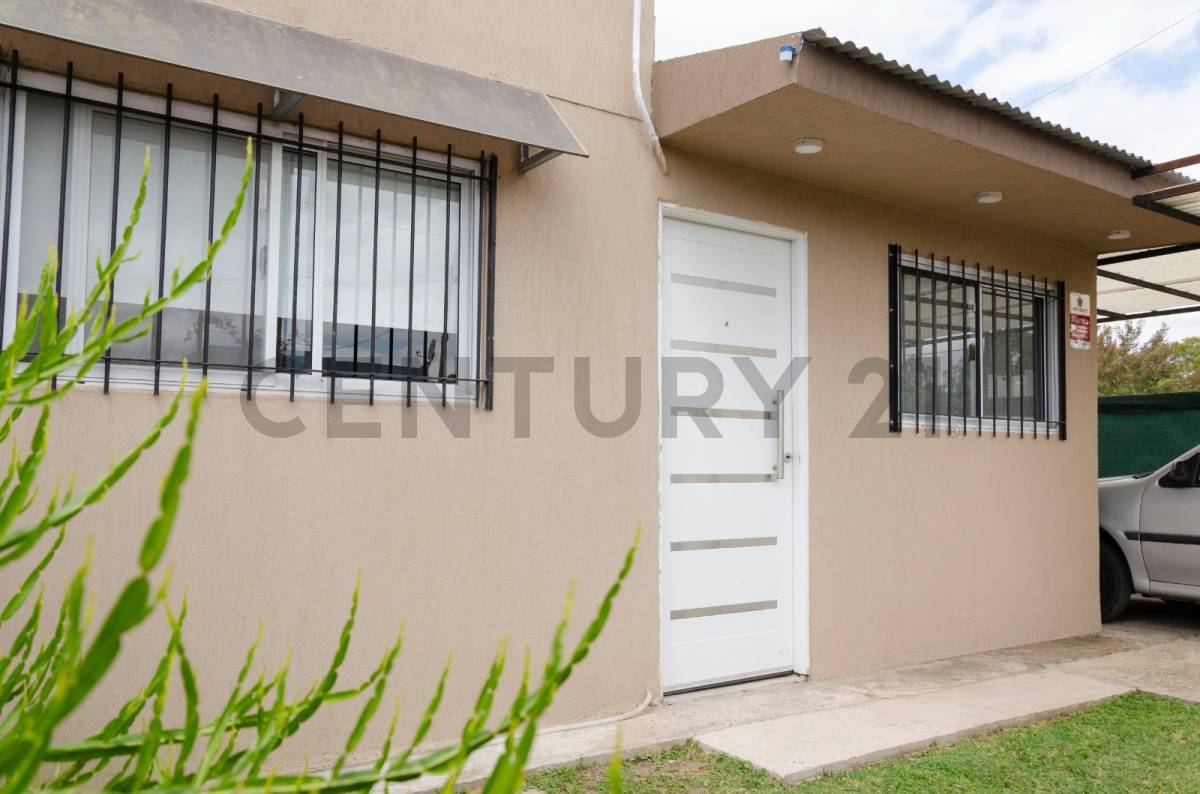 Casa de 2 dormitorios en Villa Elvira, foto 2