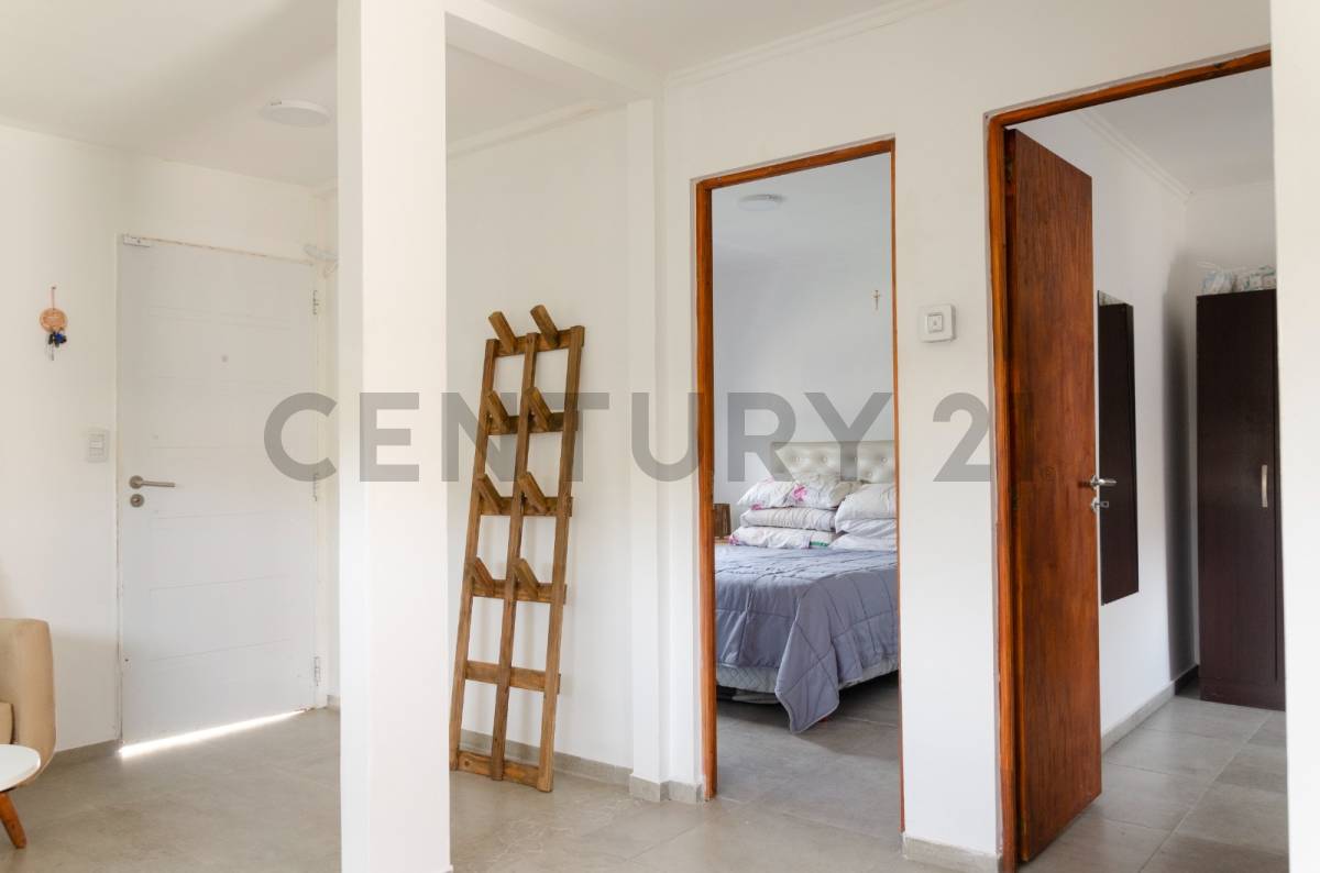 Casa de 2 dormitorios en Villa Elvira, foto 4