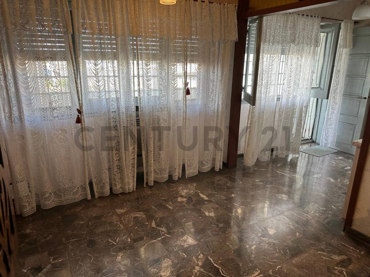 Casa de 2 dormitorios en Berisso, foto 2