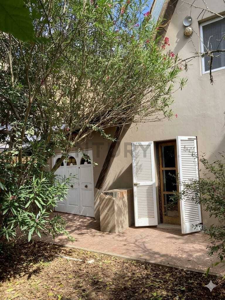 Casa de 4 dormitorios en City Bell, foto 3