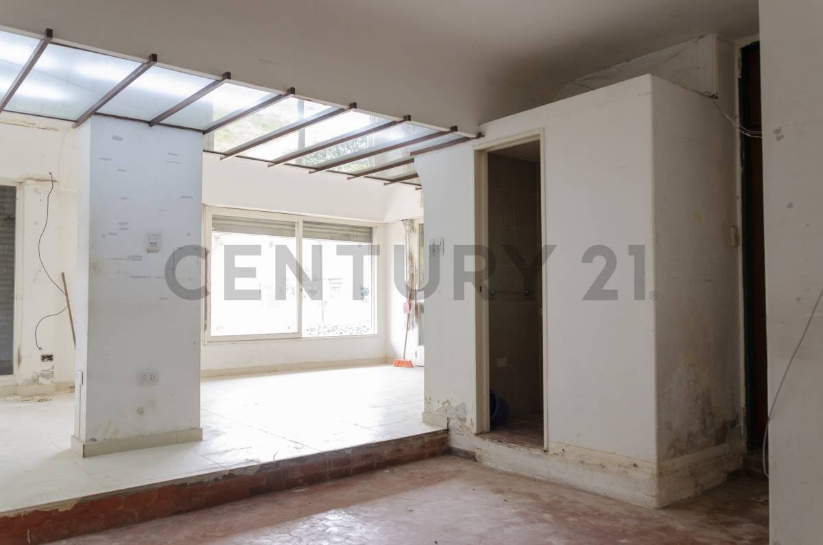 Casa de 4 dormitorios en Los Hornos, foto 5