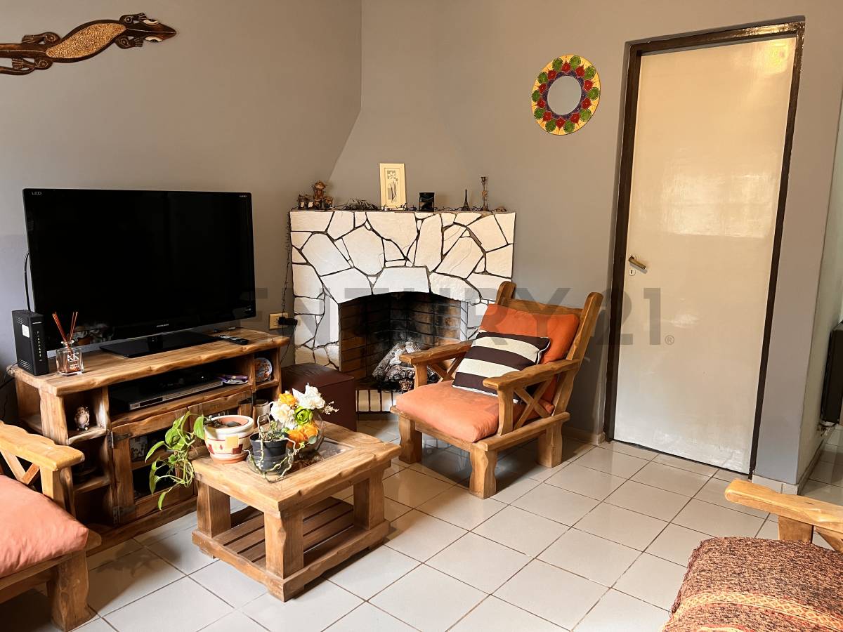 Casa de 2 dormitorios en Villa Elisa, foto 3
