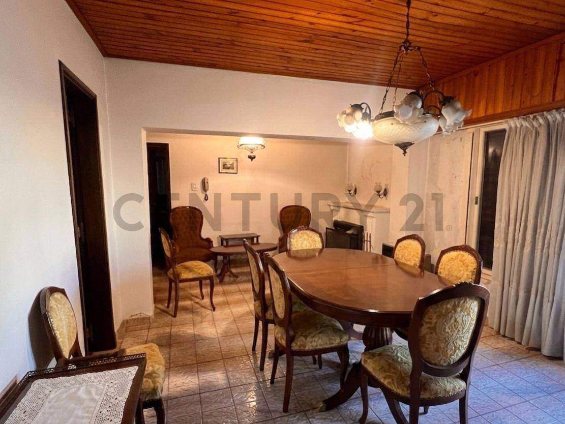 Casa de 3 dormitorios en La Plata, foto 4