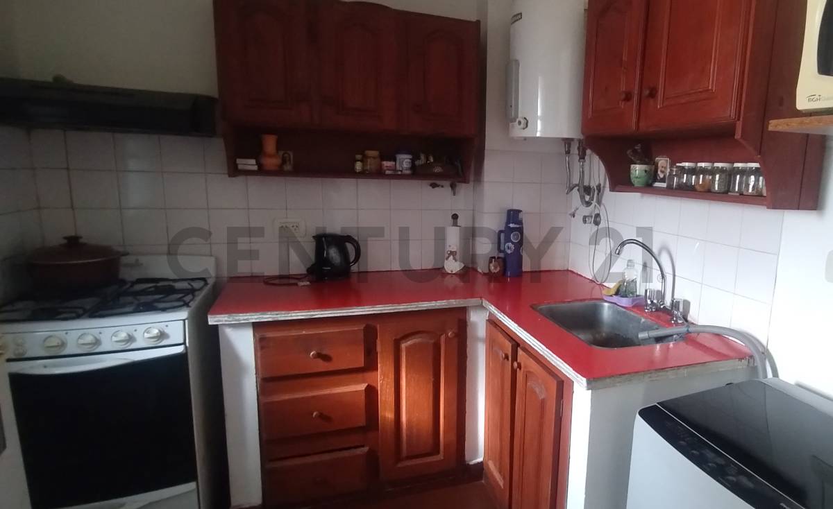Departamento de 2 dormitorios en Villa Elvira, foto 4