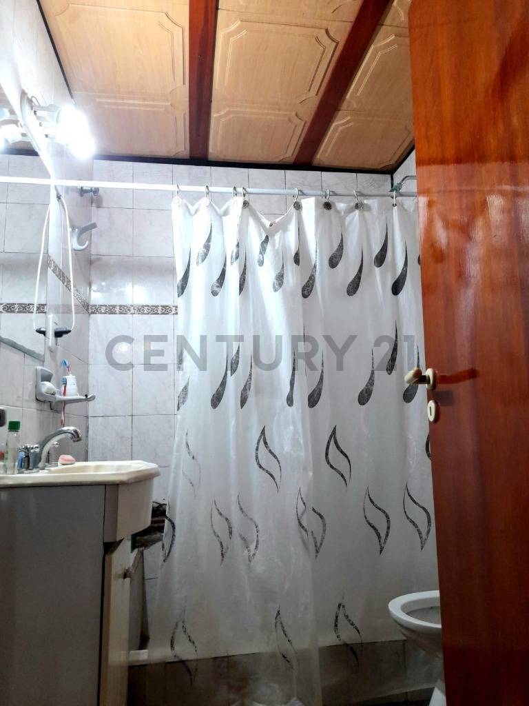 Casa de 3 dormitorios en City Bell, foto 2