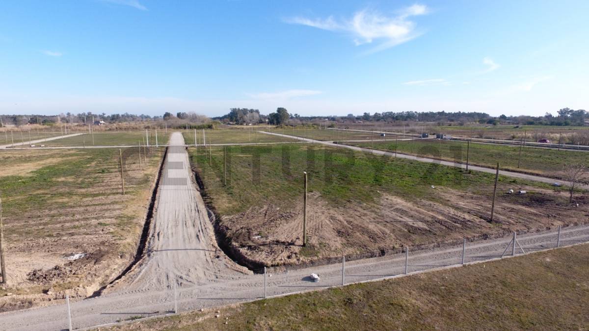 Lote de 320 m² en Los Hornos, foto 4
