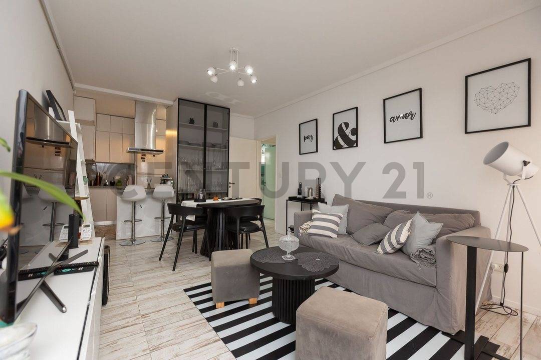 Venta Departamento 3 ambientes piso alto con doble balcón | Belgrano, CABA – Apto Crédito
