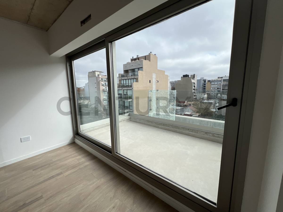 VENTA-Estrená en las alturas. Monoambiente al frente, 7° piso con balcón, SUM, rooftop · Palermo