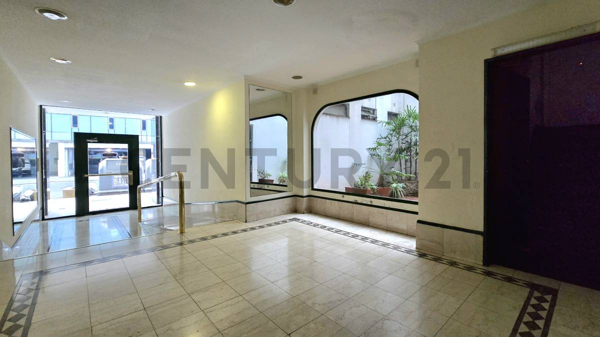 Venta Palermo - 3 Ambientes al Frente con Balcón Corrido - Jardin Botanico