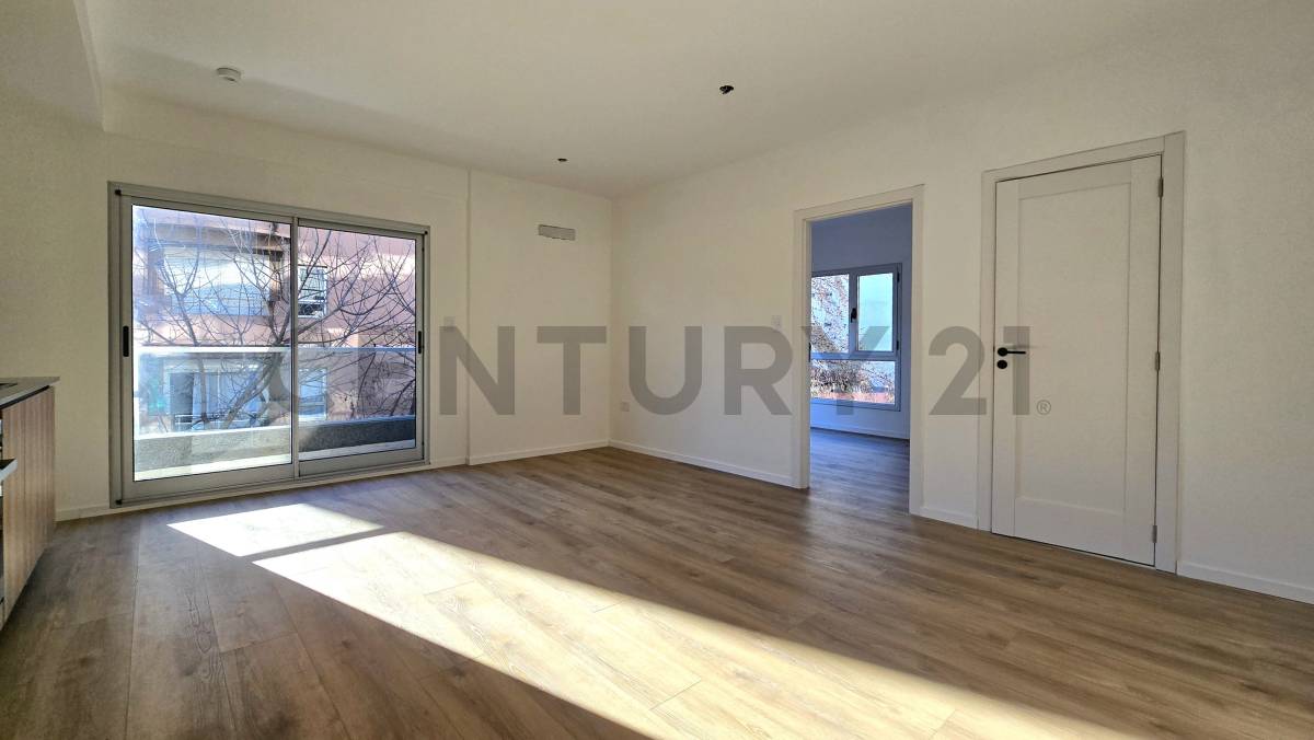 Venta Departamento de 2 ambientes Luminoso | a estrenar | tercer piso al frente