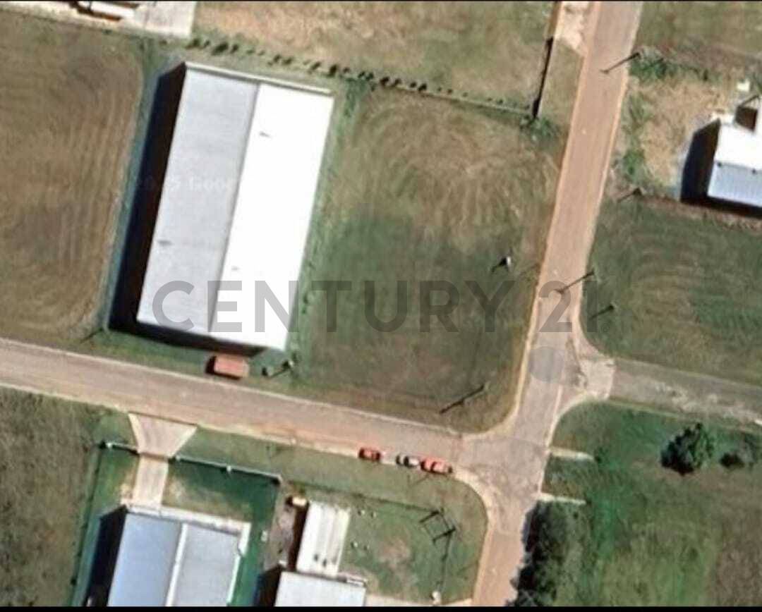 Terreno de 890 m² en Parque Industrial