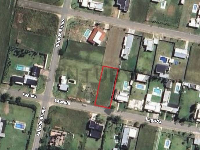 Terreno de 758 m² en loteo Bruno
