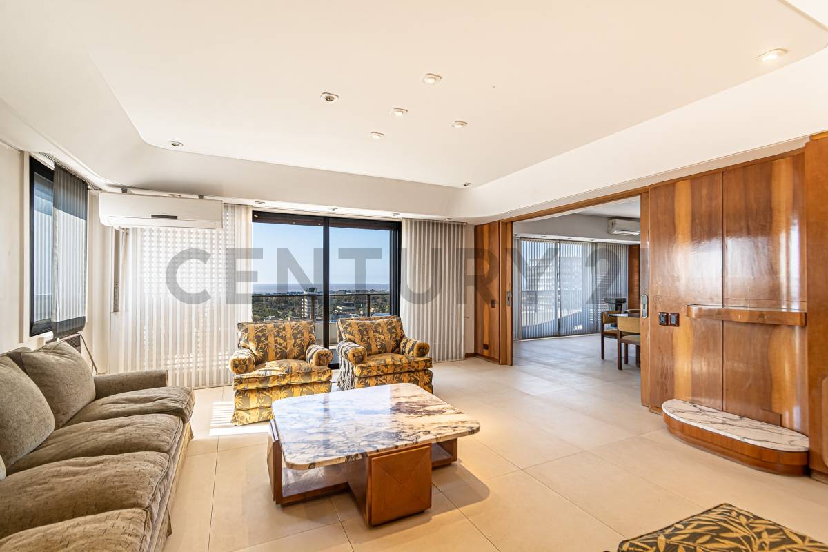 Piso Premium con Vista al Río y 2 Cocheras