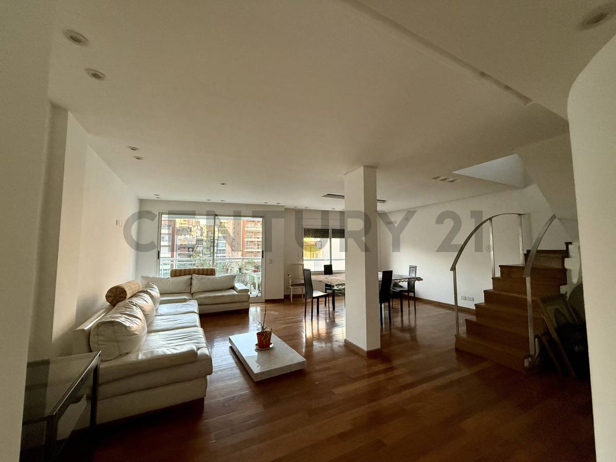 Alquiler Departamento Duplex 4 Ambientes en Palermo con Cochera en UN Edificio con Amenities