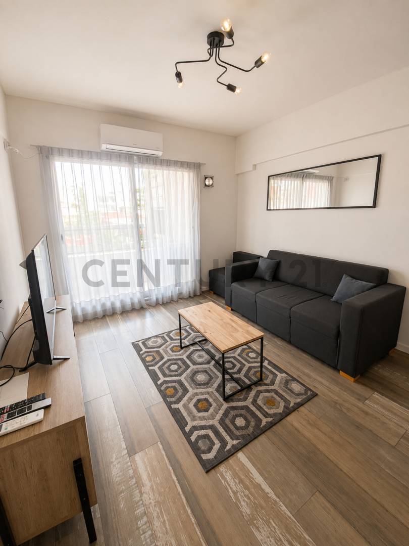 Venta 3 Ambientes en Belgrano con Balcon Aterrazado y Parrila Propia . Acepta Permuta en CABA.