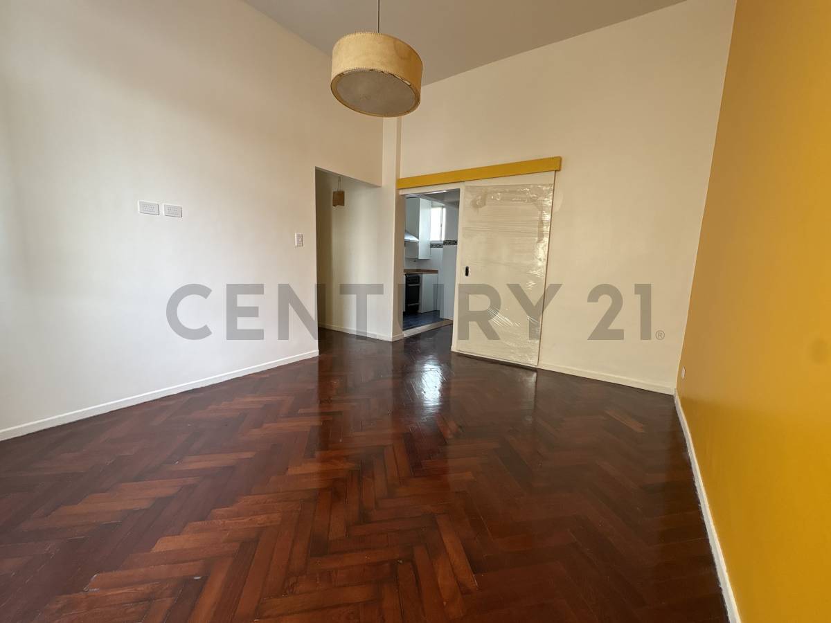 Venta Departamento 2 Ambientes en Belgrano Refaccionado - Apto Credito