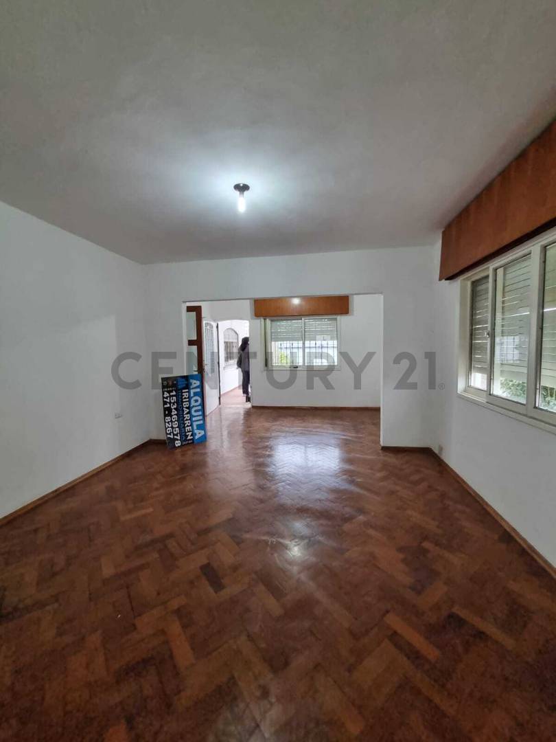Casa de 6 dormitorios en Alta Córdoba, foto 3