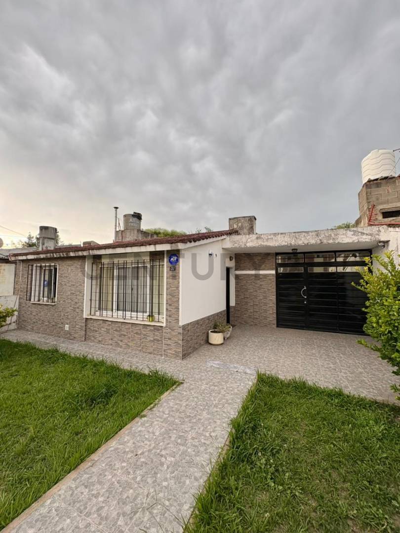 Casa de 2 dormitorios en Marqués de Sobremonte, foto 2
