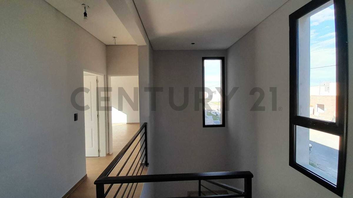 Casa de 3 dormitorios en Rincones de Manantiales, foto 5