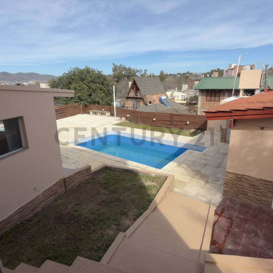 Casa de 3 dormitorios en Villa Carlos Paz, foto 4