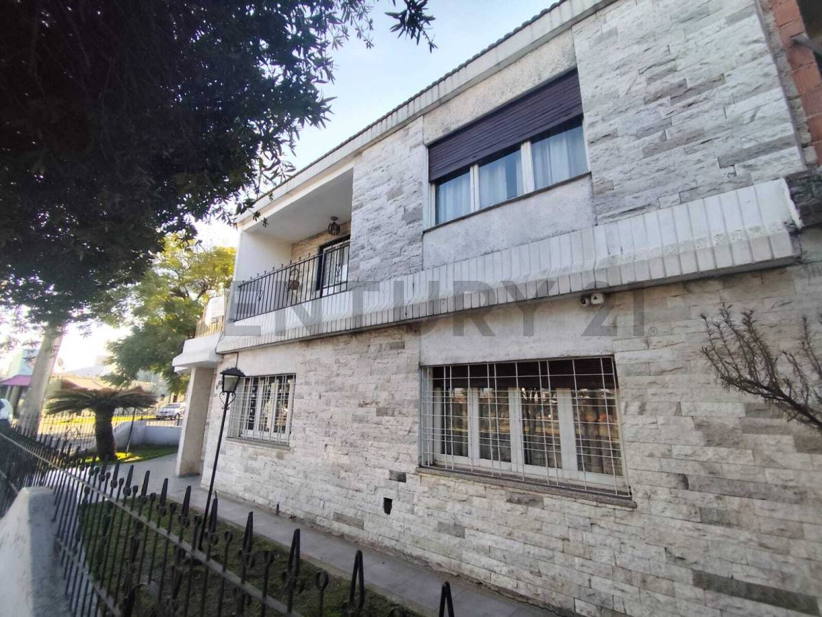 Casa de 5 dormitorios en Residencial América, foto 3