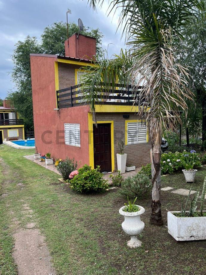 Casa de 5 dormitorios en Villa Carlos Paz, foto 2
