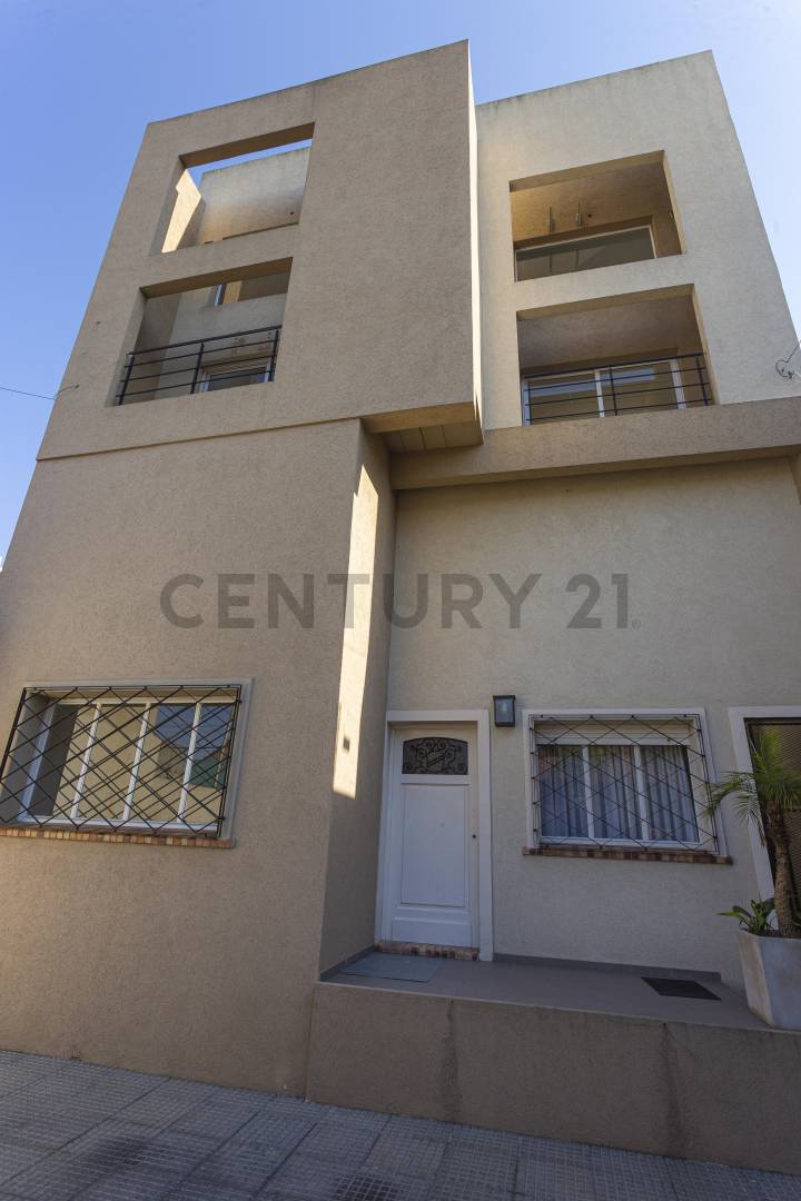 Venta PH 2 Ambientes en Duplex