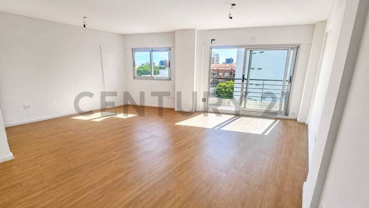 EN Venta Monoambiente Divisible con Balcón a Estrenar. Listo para Escriturar. Apto Crédito.