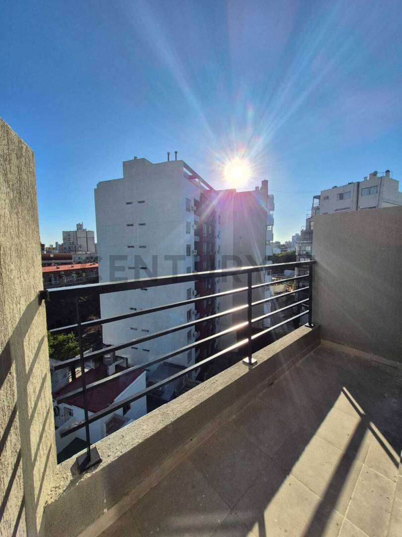 EN Venta Monoambiente con Balcón a Estrenar. Listo para Escriturar. Apto Crédito.