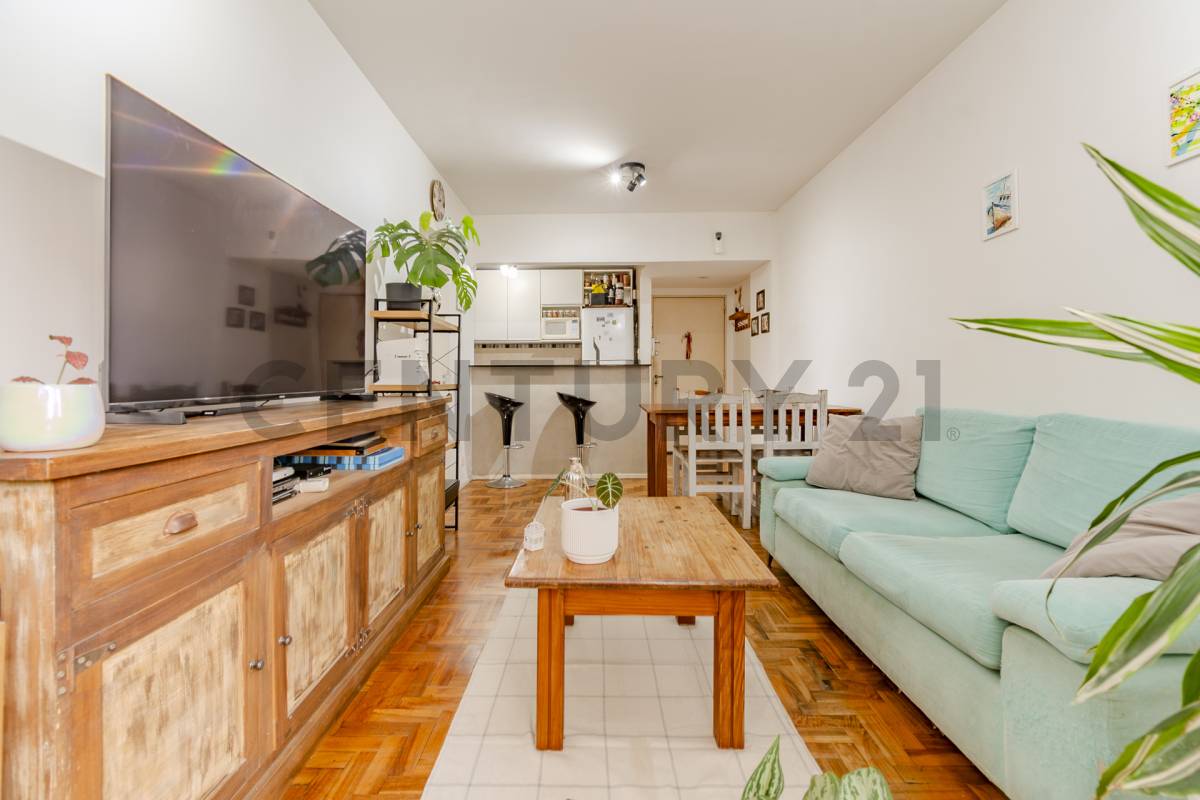 Venta-Permuta Hermoso Departamento de 3 Ambientes C/ 2 Baños y Balcon en EL Barrio de Coghlan