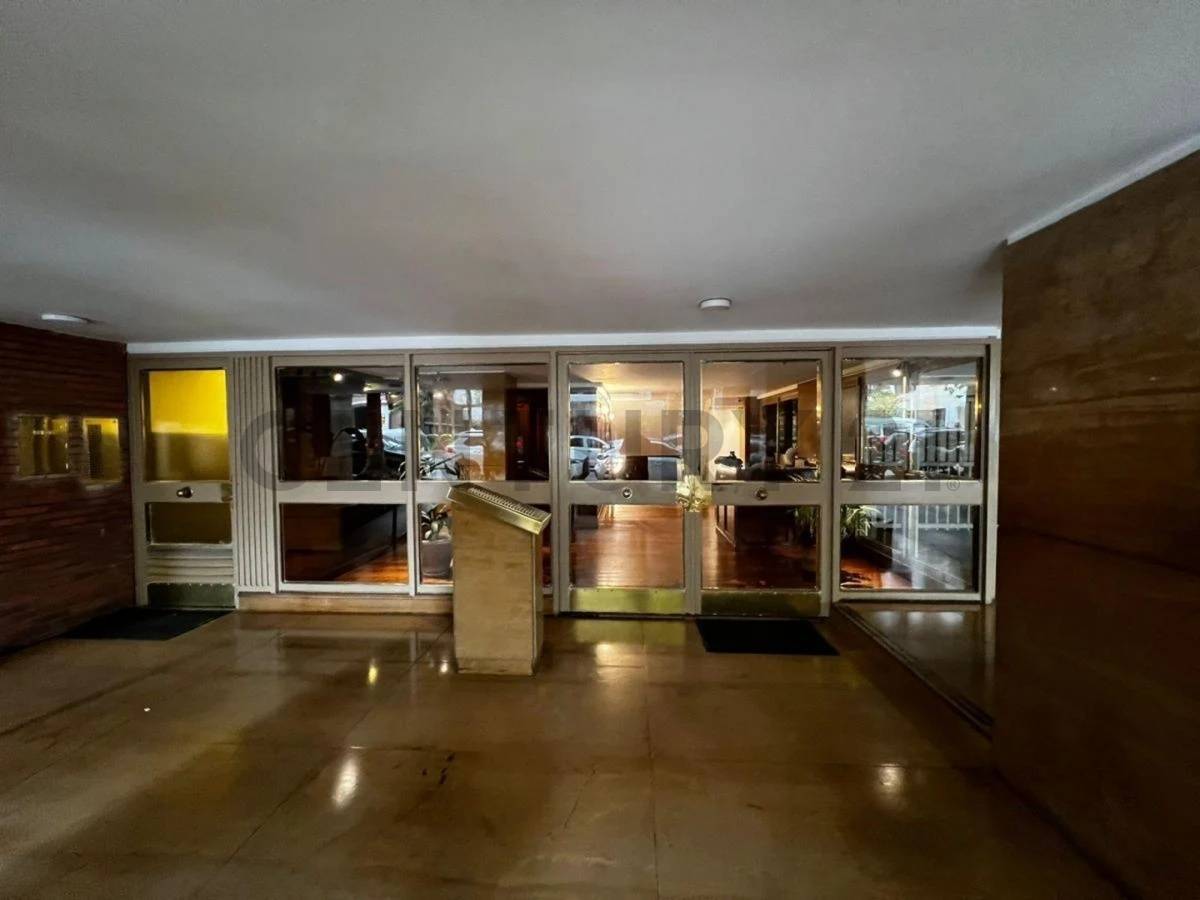 Exclusivo departamento en Las Cañitas. Piso alto, súper luminoso y con seguridad 24 hs
