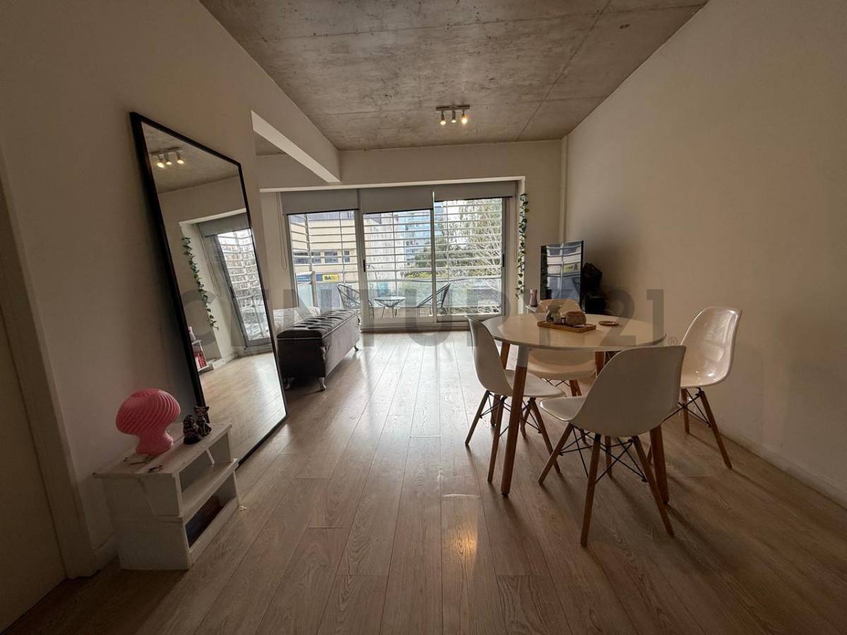 Venta Monoambiente Balcón Corrido Luminoso Versatil Apto Crédito. A/Prof. Avda. Córdoba 5700 Palemo.