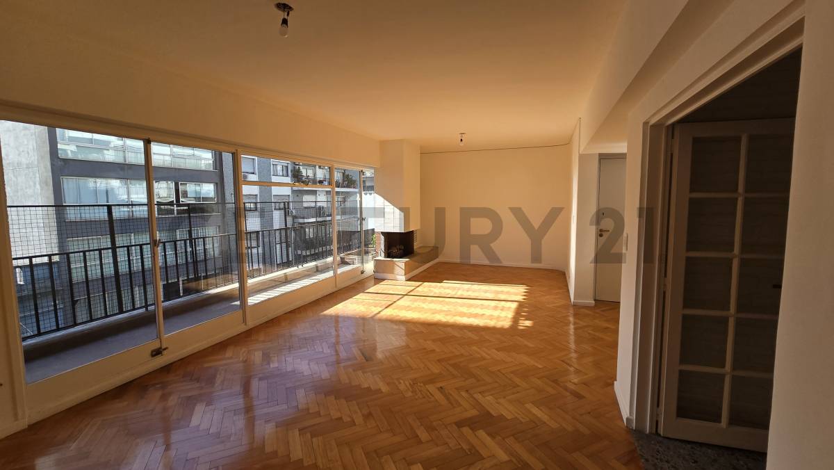 Departamento 4 Ambientes al Frente con Balcón Corrido, en Belgrano