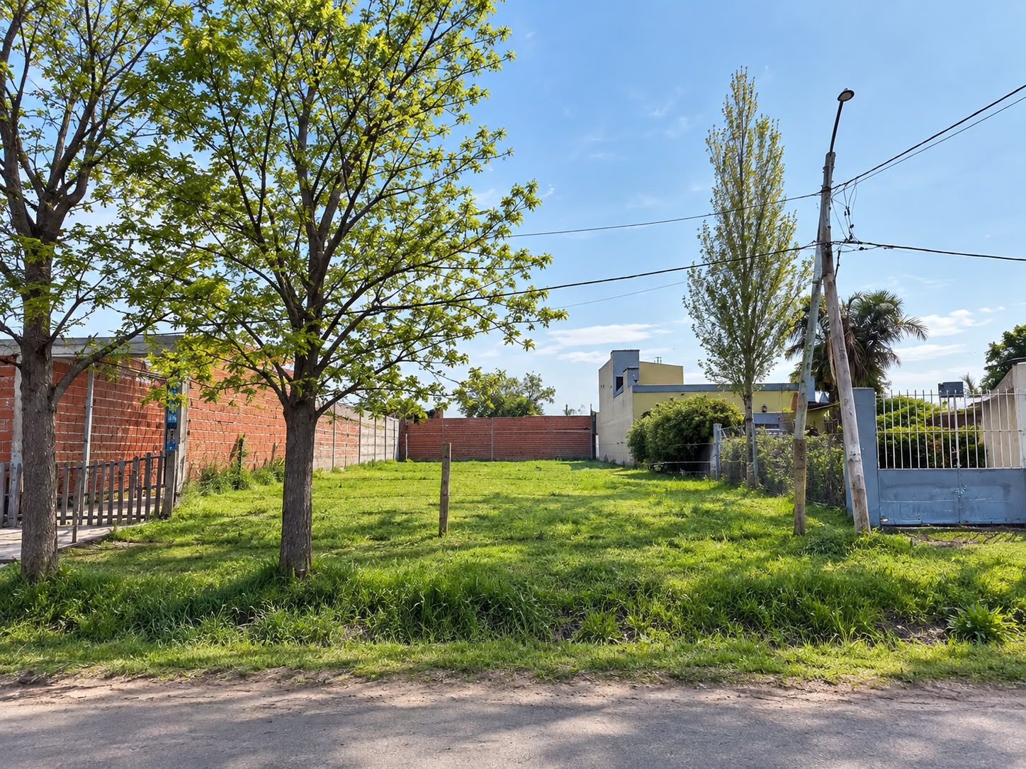 Lote de 642 m² en Los Hornos, foto 3
