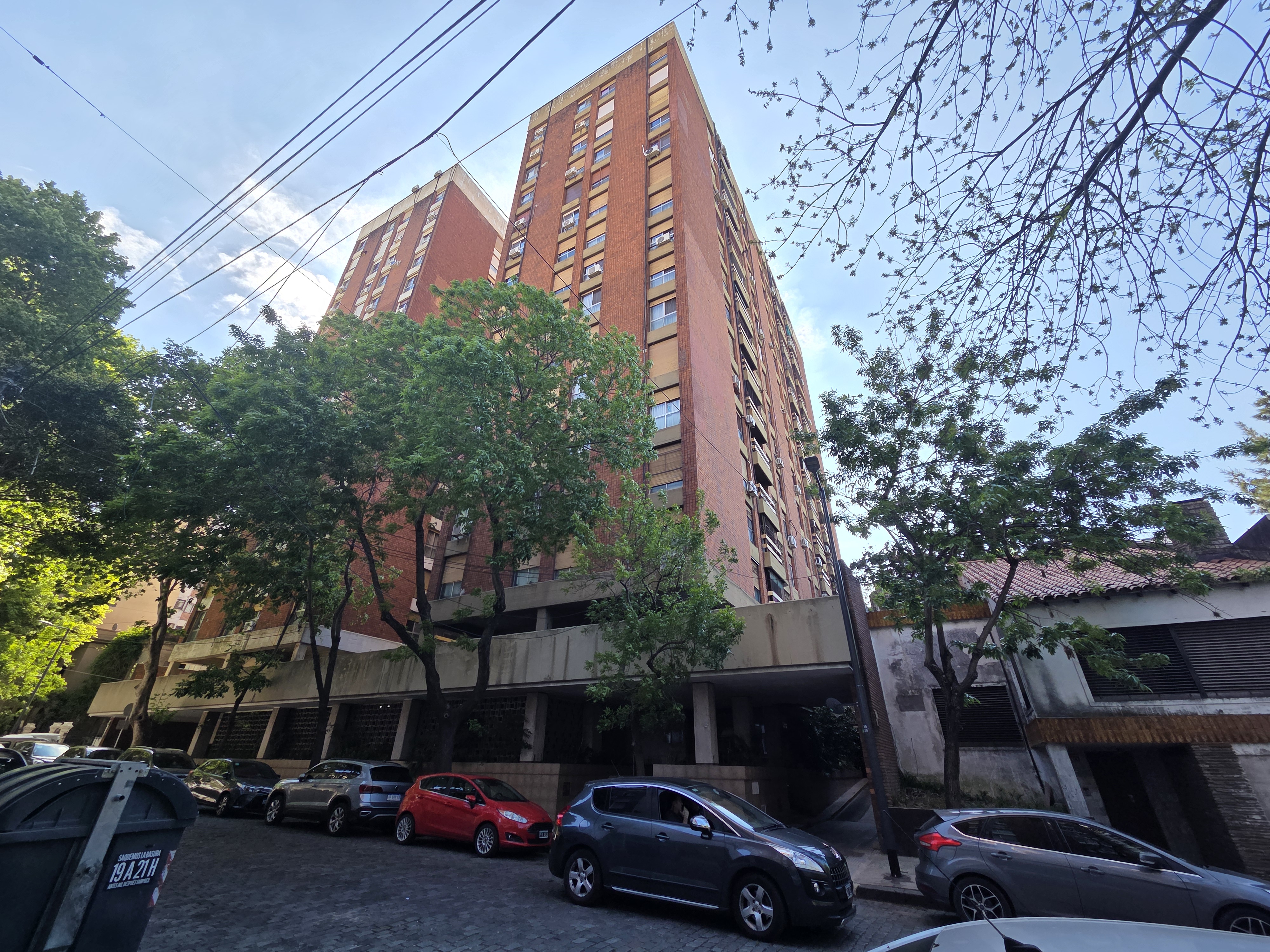 Alquiler Departamento 3 Ambientes en Coghlan