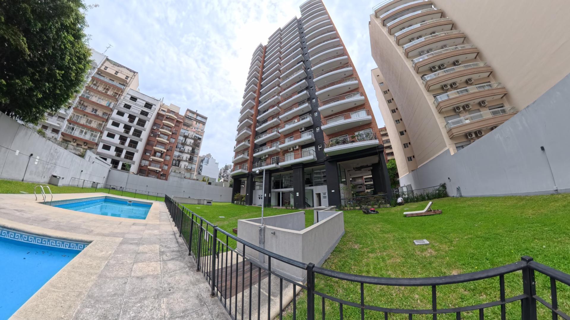 Departamento de 3 ambientes con cochera, baulera y amenities de categoría en Villa Urquiza