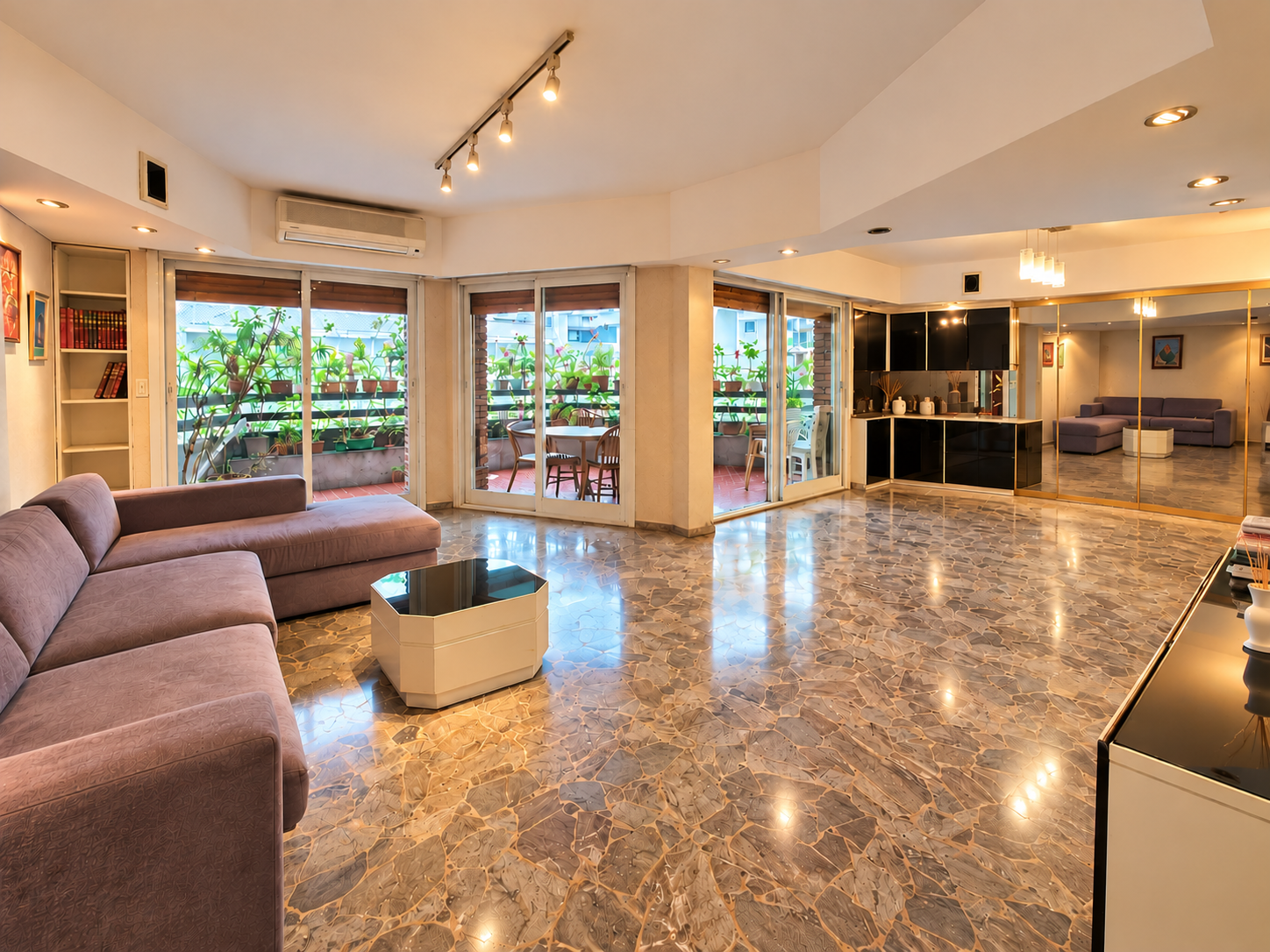 Venta Departamento 4 Amb C/Balcones, Cochera y Seg 24HS Presencial en Belgrano