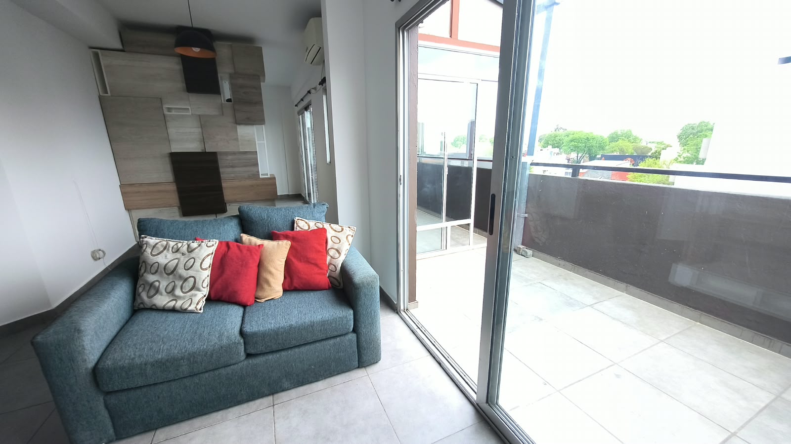 Departamento 1 Ambiente Dividido c/Balcon y Terraza Villa Urquiza