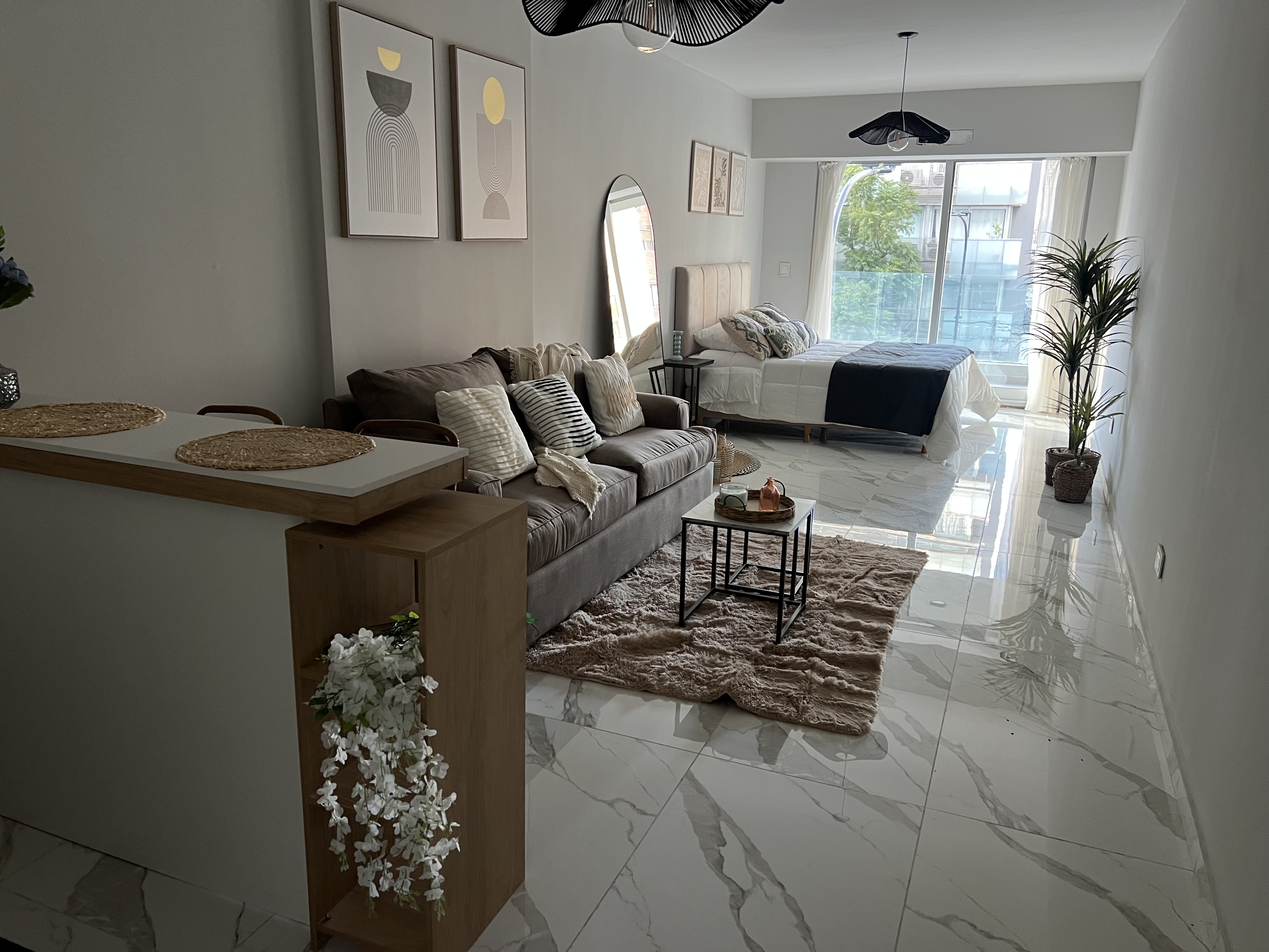 Venta Monoambiente Piso 5 Muy Luminoso de 43 Metros Frente AV Libertador